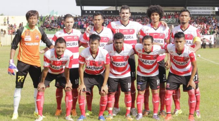 SEJARAH: Madura United pada 2016 saat berlaga di ISC A (@maduraunited) - Image