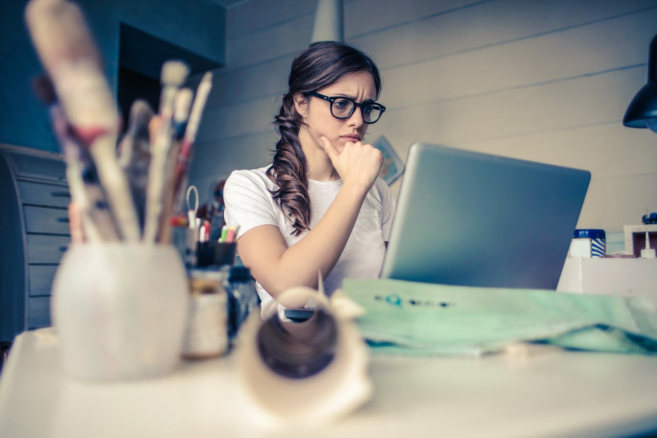 Ilustrasi maladaptive perfectionism. /Sumber foto : Pexels/Andrea Piacquadio - Image
