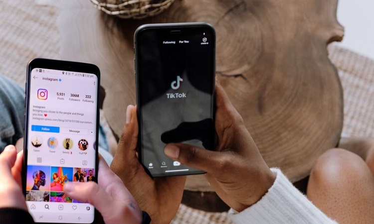 Strategi untuk mengelola hubungan di media sosial, baik menggunakan Instagram atau TikTok. (Pexels) - Image