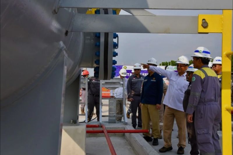 Pengerjaan proyek pipa transmisi gas bumi Cirebon-Semarang (Cisem) Tahap II ruas Batang-Kandang Haur Timur dilaksanakan mulai Juli 2024 dan ditargetkan selesai pada Desember 2025. - Image