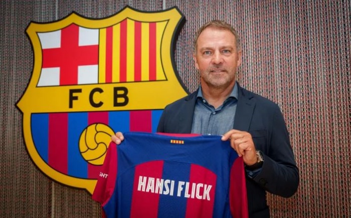 RELA: Hansi Flick harus menghadapi situasi bahwa Barcelona sedang menghadapi krisis finansial di dalam keuangan timnya. (Barcelona) - Image