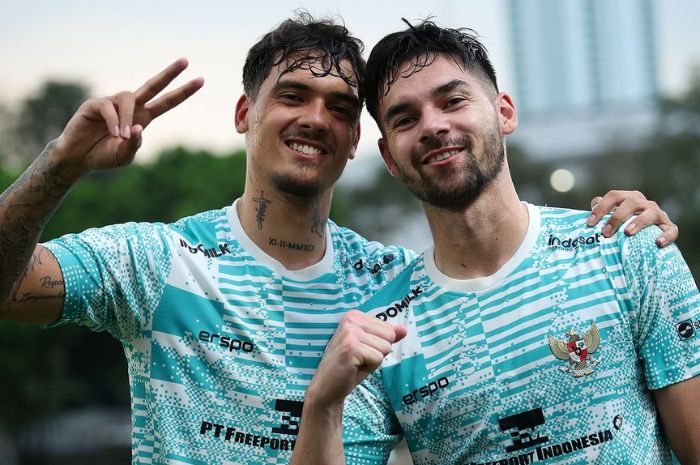 Sandy Walsh (kanan) ternyata dikenal dekat dengan para pemain naturalisasi yang bermain untuk Timnas Indonesia.(Instagram Sandy Walsh) - Image