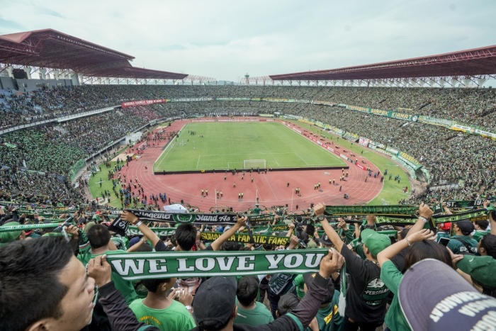 PINDAH: Timnas Indonesia berencana pindah ke markas Persebaya Surabaya untuk FIFA Matchday bulan Agustus mendatang. (Persebaya Surabaya) - Image