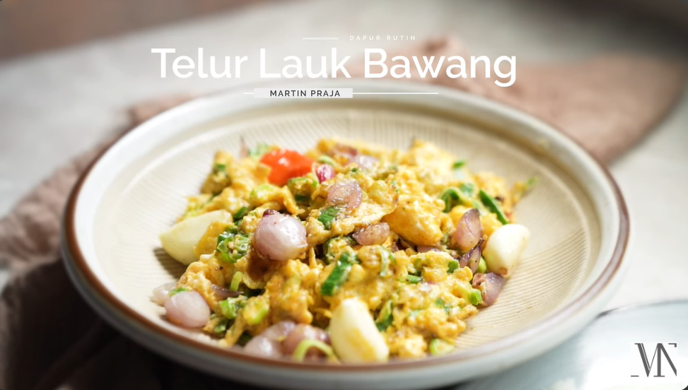 Resep Telur Lauk Bawang./Tangkap Layar Youtube Martin Praja - Image
