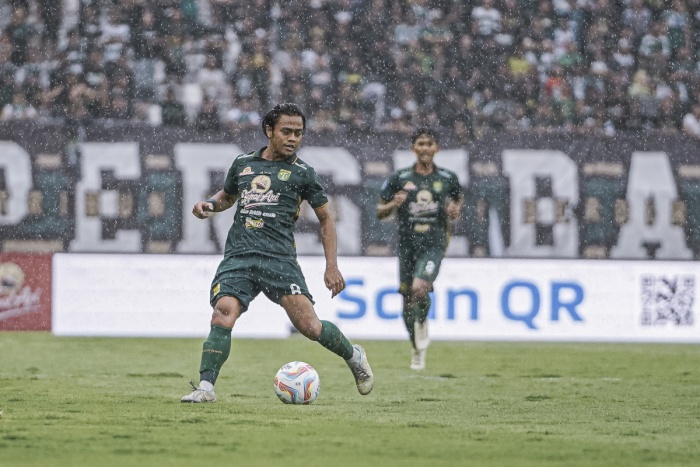PRO KONTRA: Persebaya Surabaya dikabarkan akan lakukan pemusatan latihan di Australia untuk hadapi Liga 1 Indonesia 2024/25. (Persebaya Surabaya) - Image