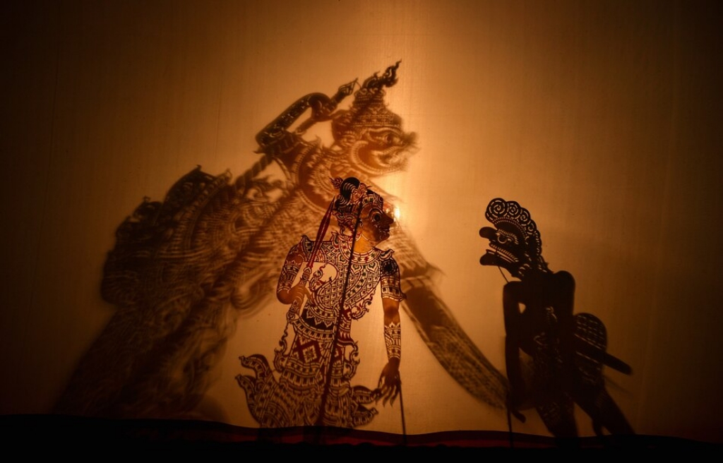 Ilustrasi wayang kulit yang identik dengan kejawen. /Sumber Foto: (Freepik/saravutwhanset) - Image