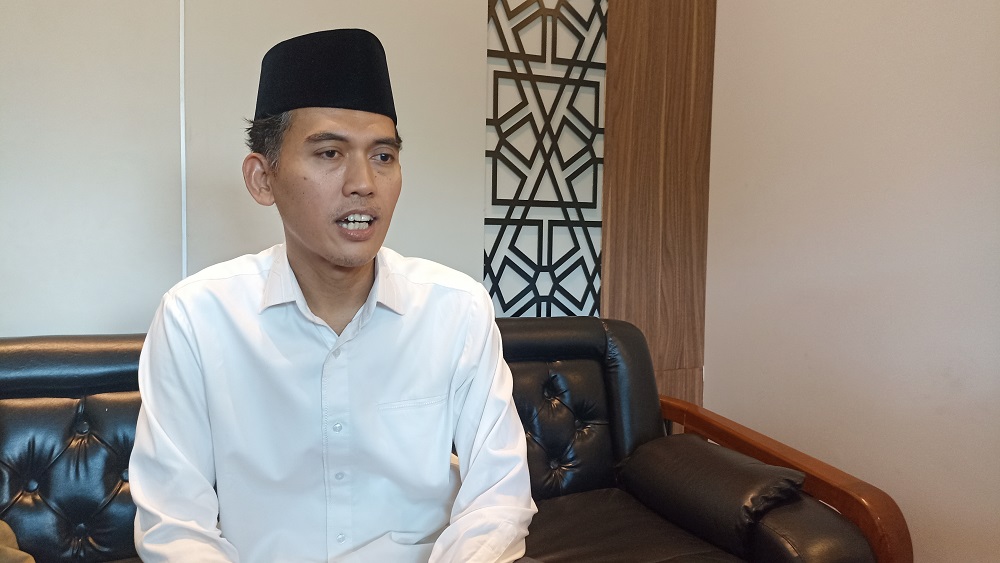 Ketua MUI bidang Fatwa Asrorun Niam Sholeh. MUI keberatan dengan wacana pelaku judi online, yang jadi miskin gara-gara kalah taruhan, kemudian mendapatkan bansos. - Image