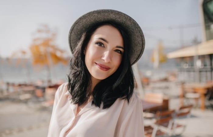 Salah satu tanda orang yang dibesarkan oleh perempuan yang kuat adalah tidak takut menghadapi tantangan (freepik) - Image
