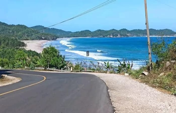 Pembangunan JLS Tulungagung-Trenggalek makin menarik minat investor (Genta Faturrahman/Google Maps) - Image