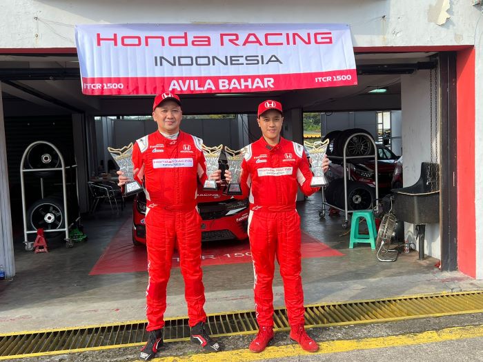 Alvin Bahar dan Avila Bahar. - Image