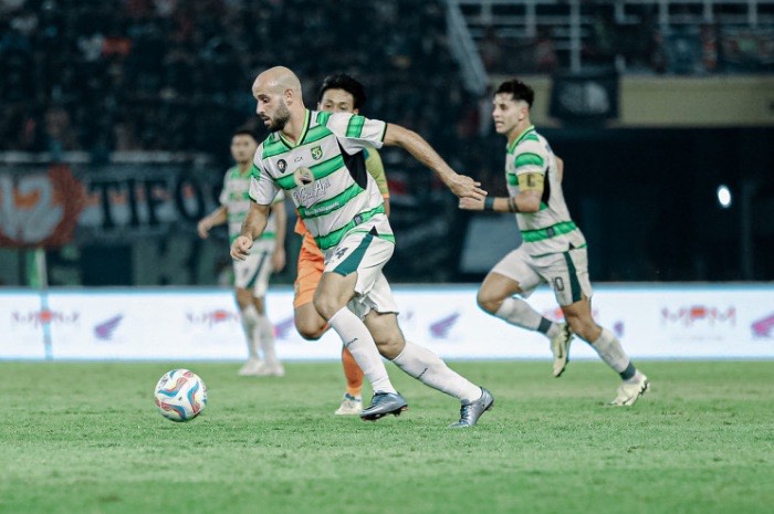 Mohammed Rashid percaya diri bisa bersaing dengan tim lainnya untuk meraih gelar juara di Persebaya Surabaya. (Website: Persebaya Surabaya) - Image
