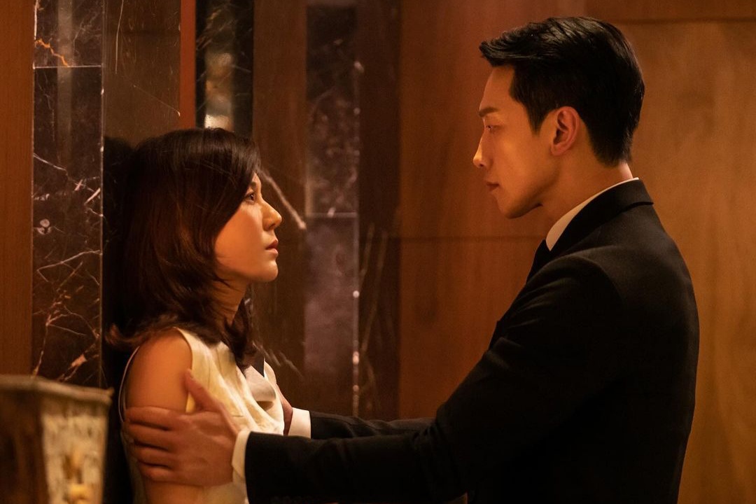 Rain dan Kim Ha Neil dalam drama Red Swan (Sumber foto: Instagram @haneul_jin) - Image