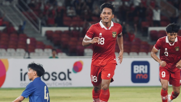 Toni Firmansyah masih jadi salah satu pemain potensial di lini depan Persebaya Surabaya yang akan terus berjuang mencetak gol. (Persebaya Surabaya) - Image