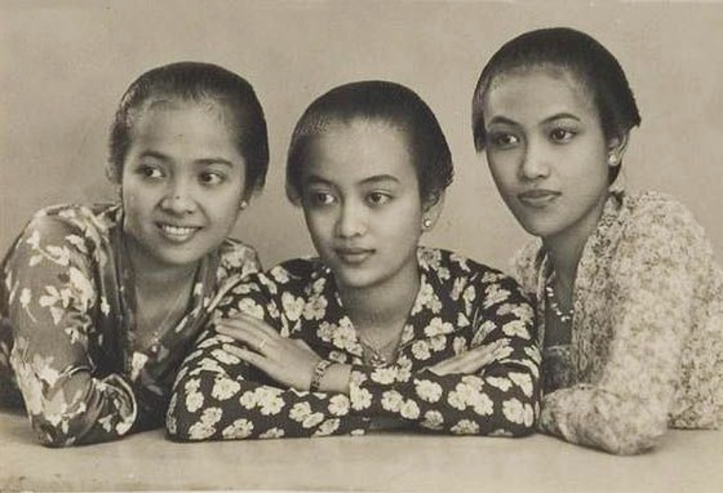 Ilustrasi perempuan dengan pesona alami yang menawan. (Pinterest/Selviangelita) - Image