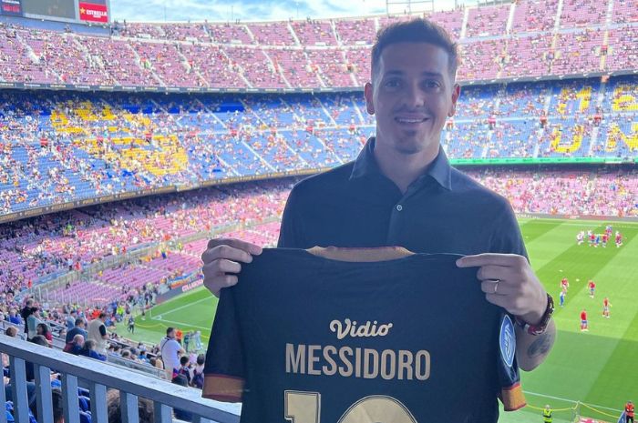 Alexis Messidoro jadi komoditas panas di Liga 1 dengan dirumorkan pindah ke Dewa United dari Persis Solo. (Instagram/@alexis_messidoro) - Image