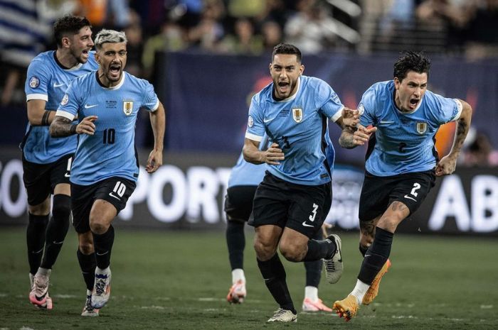 Uruguay akan menantang Kolombia di semifinal Copa America 2024 setelah menyingkirkan Brasil. (Instagram/@aufoficial) - Image