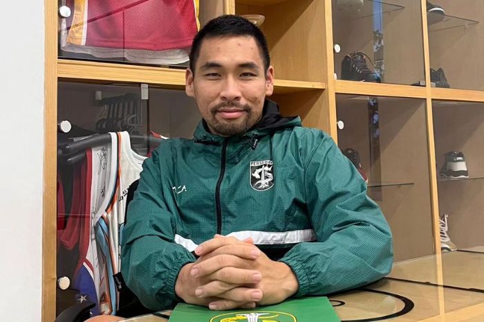 Ganesha Putra jadi kepingan penting untuk membangun kembali Persebaya Surabaya. (Instagram/@officialpersebaya) - Image