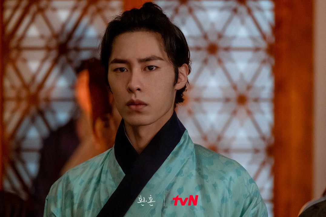 Lee Jae Wook dalam salah satu dramanya berjudul ‘Alchemy of Soul’./Website TVN - Image