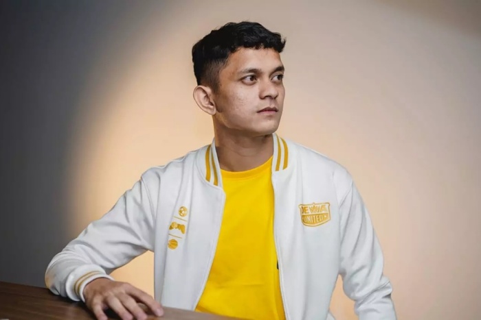 Arapenta Poerba sepakat bergabung dengan Dewa United. Keputusan itu membuatnya dapat bereuni dengan sahabatnya, Egy Maulana Vikri. (Badan Liga Indonesia) - Image