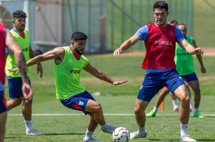 Elkan Baggott bersama Ipswich Town yang tengah melakukan persiapan pramusim jelang tampil di Liga Premier musim depan.(Instagram/@elkanbaggott) - Image