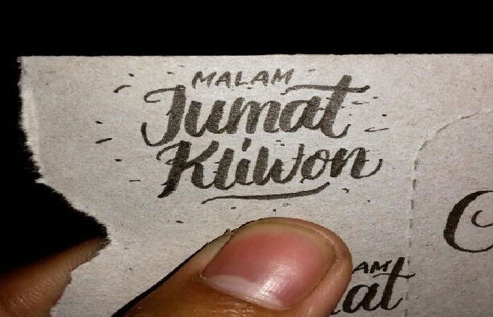 Mitos malam Jumat Klwion./Pinterest - Image