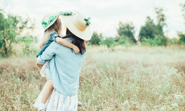 4 Zodiak Perempuan yang Terlalu Protektif. (freepik) - Image