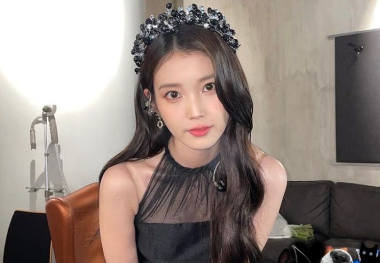 Pihak IU menuntut orang yang menyebut lagu-lagunya hasil dari plagiarisme./Instagram @dlwlrma - Image