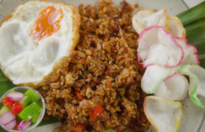 Resep Nasi Goreng. (YouTube Willgoz Kitchen) - Image