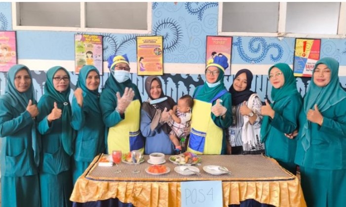 Mahasiswa KKN-T IPB bersama PKK Desa Ngabab menggelar Lomba Cipta Menu bertema B2SA (Beragam, Bergizi Seimbang, dan Aman). (KKN-T IPB Desa Ngabab) - Image