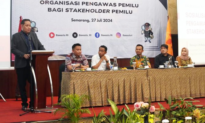 Suasana Sosialisasi Organisasi Pengawas Pemilu Bagi Stakeholder Pemilu, di Semarang, Jawa Tengah. (Dok. Humas Bawaslu) - Image
