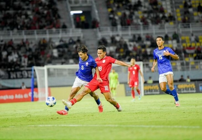 Toni Firmansyah saat memperkuat Timnas Indonesia U-19. (Instagram/@jonathanyohvino) - Image