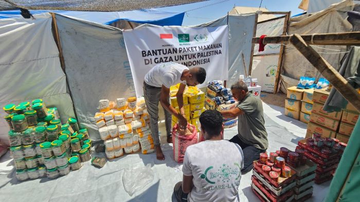 NU Care-LAZISNU salurkan bantuan kemanusiaan untuk Palestina melalui mitra lokal, Althoure-Silwan Women Center (AWC). (Istimewa) - Image
