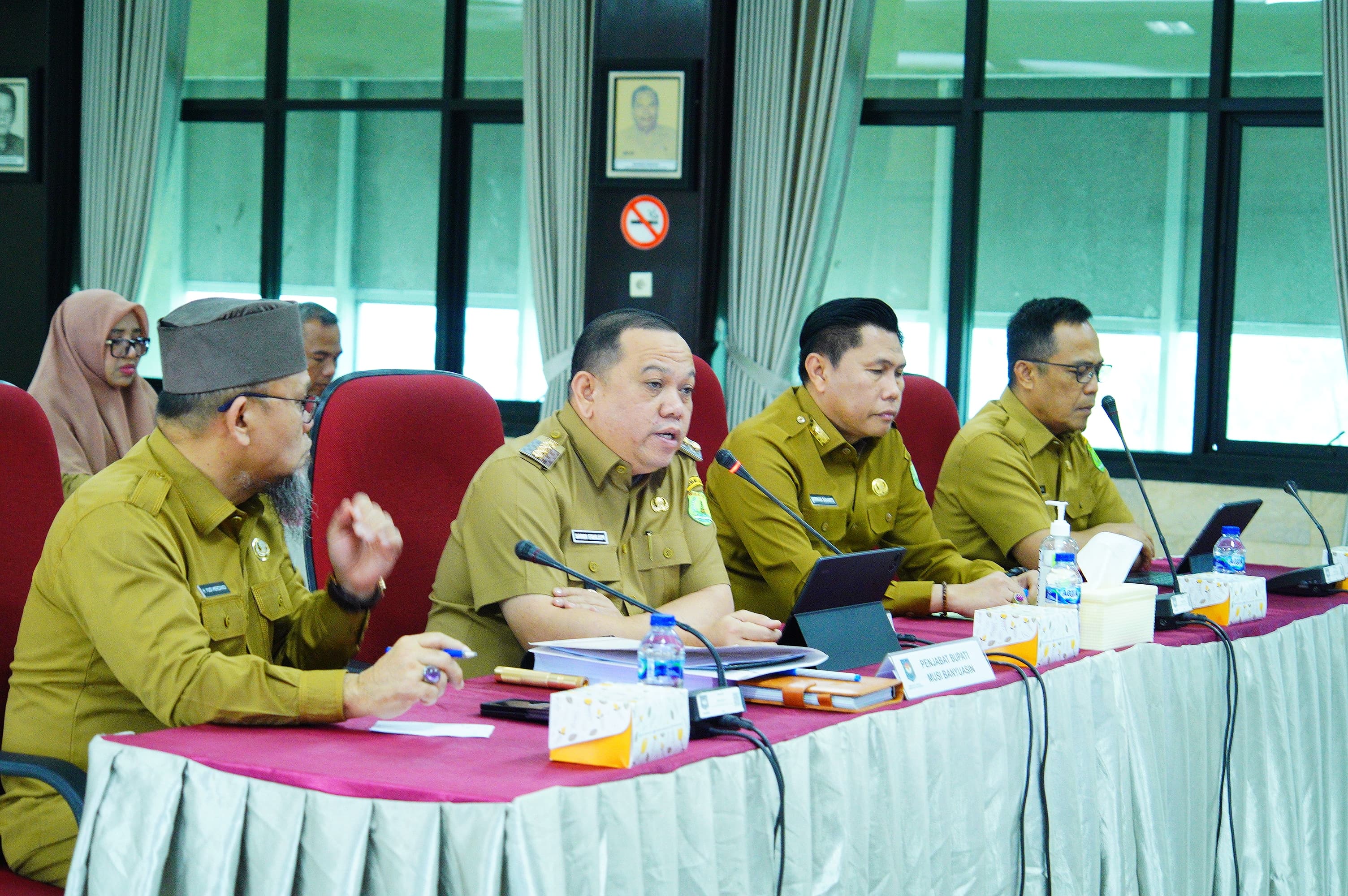 Penjabat (Pj) Bupati Musi Banyuasin Sandi Fahlepi mengikuti Penilaian Evaluasi Kinerja Penjabat Kepala Daerah. (Kab. Muba) - Image