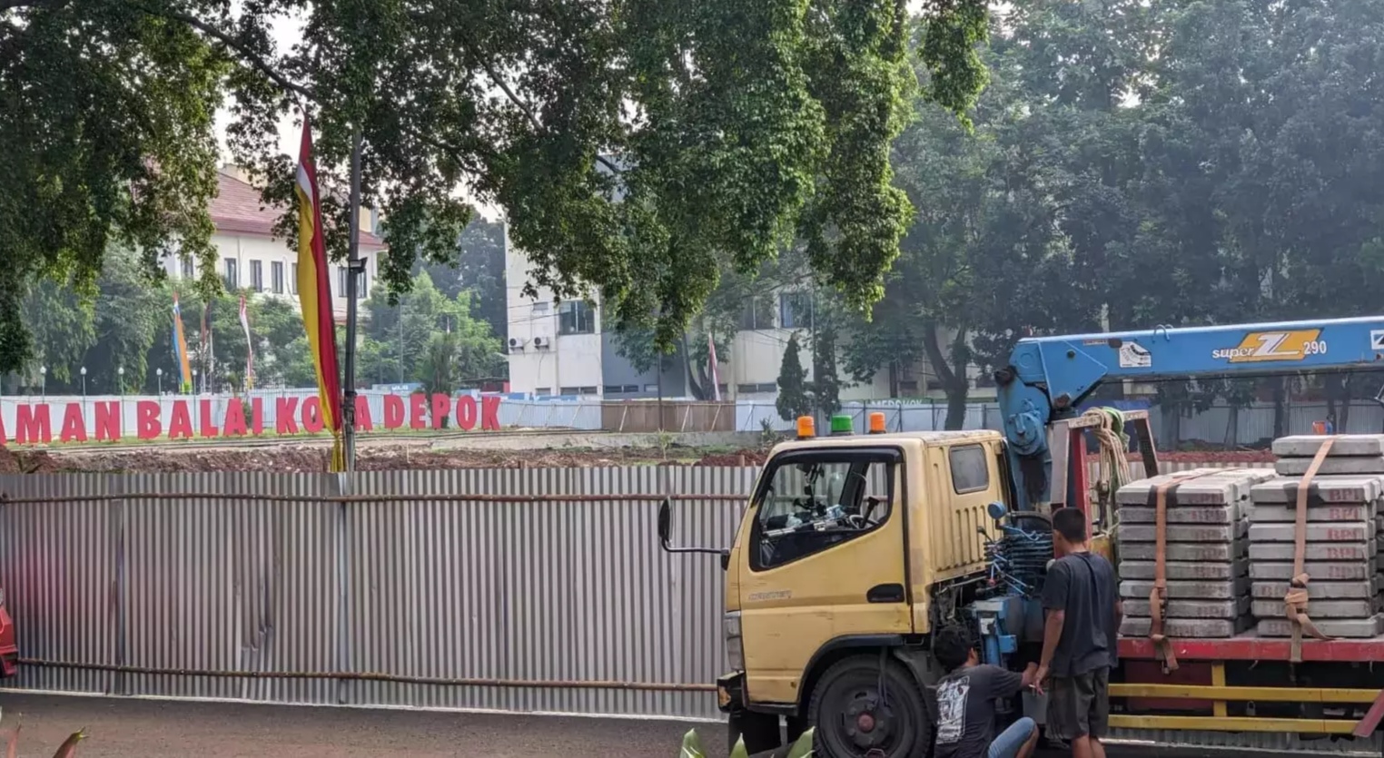 Proyek pembangunan Depok Open Space (DOS) Tahap II di seberang Balai Kota Depok. (Dok. Humas Pemkot Depok) - Image