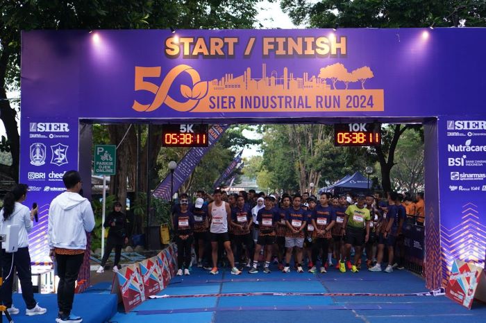 SIER Industrial Run 2024. Total ada 1.000 peserta masyarakat umum, mitra bisnis, dan karyawan. (Istimewa) - Image