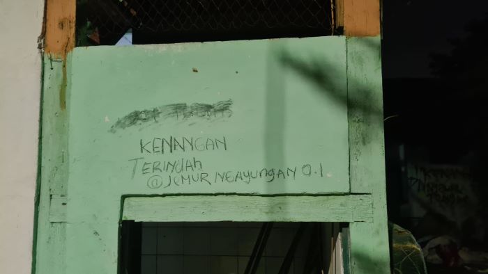 Kampung Taman Pelangi atau Bundaran Dolog Surabaya. (Dimas Nur/JawaPos.com) - Image