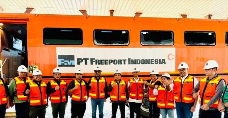 Perusahaan Jhonlin Group milik Andi Syamsudin Arsyad alias Haji Isam melakukan kunjungan kerja ke PT Freeport Indonesia, Papua, Rabu (7/8/2024). (Istimewa) - Image