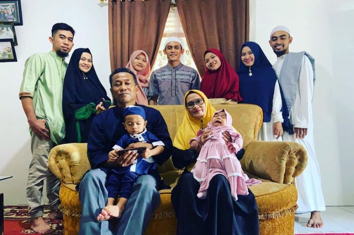 Veddriq Leonardo punya dukungan dan doa tanpa henti dari keluarganya hingga meraih medali emas Olimpiade Paris 2024. (Instagram/@veddriq) - Image