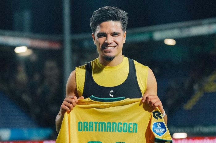 Ragnar Oratmangoen dikabarkan sepakat dengan klub milik pengusaha Indonesia di Liga Belgia, FCDender. (Instagram/@fortuna.sittard) - Image