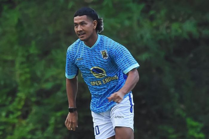 Jajang Mulyana, pemain baru Persiku Kudus siap berjuang di kerasnya Liga 2 Indonesia 2024/2025. (Instagram: @j.mulyana10) - Image