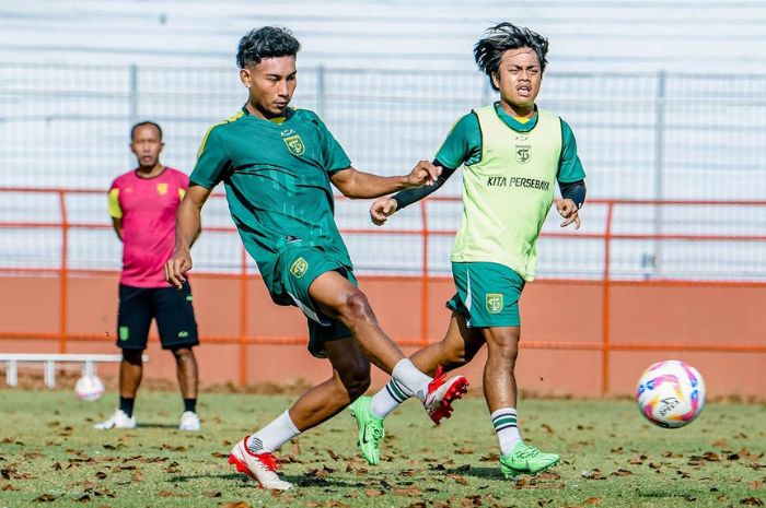 Alfan Suaib jadi tumpuan baru Persebaya Surabaya di lini serang untuk menambah daya gedor di Liga 1 Indonesia 2024/2025. (Instagram/@officialpersebaya) - Image