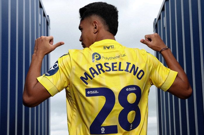 Marselino Ferdinan harus bangkit dari catatan buruknya di Liga Belgia untuk bisa bersinar bersama Oxford United di Inggris. (Instagram @oufcofficial) - Image