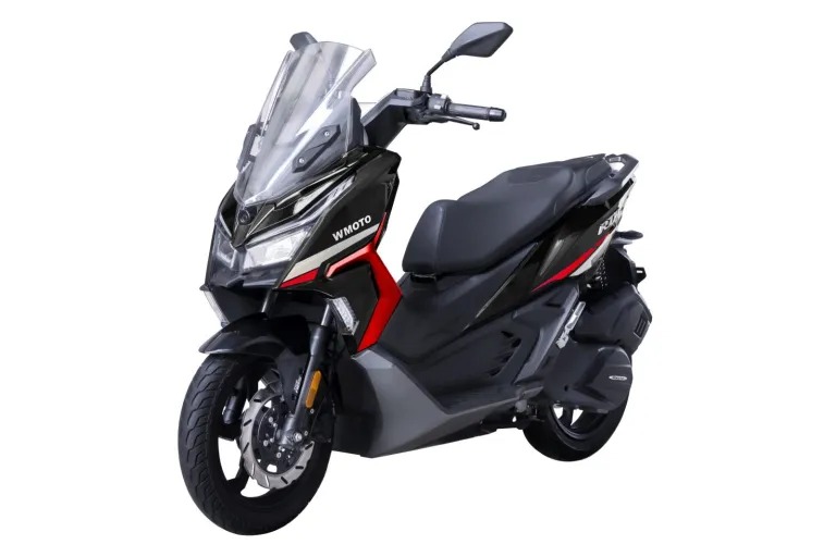 WMoto RT1 punya fitur yang bikin Honda PCX dan Yamaha Nmax kalah jika dibandingkan. (GreatBiker) - Image