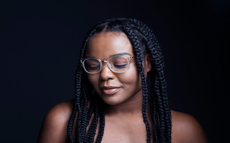Ilustrasi perempuan yang memancarkan inner beauty./(Unsplash.com/JessicaFelicio) - Image