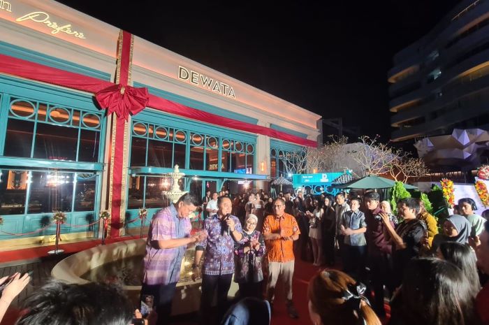 Monsieur Spoon Préféré dan Dewata resmi membuka outlet terbaru di Surabaya. (Istimewa) - Image