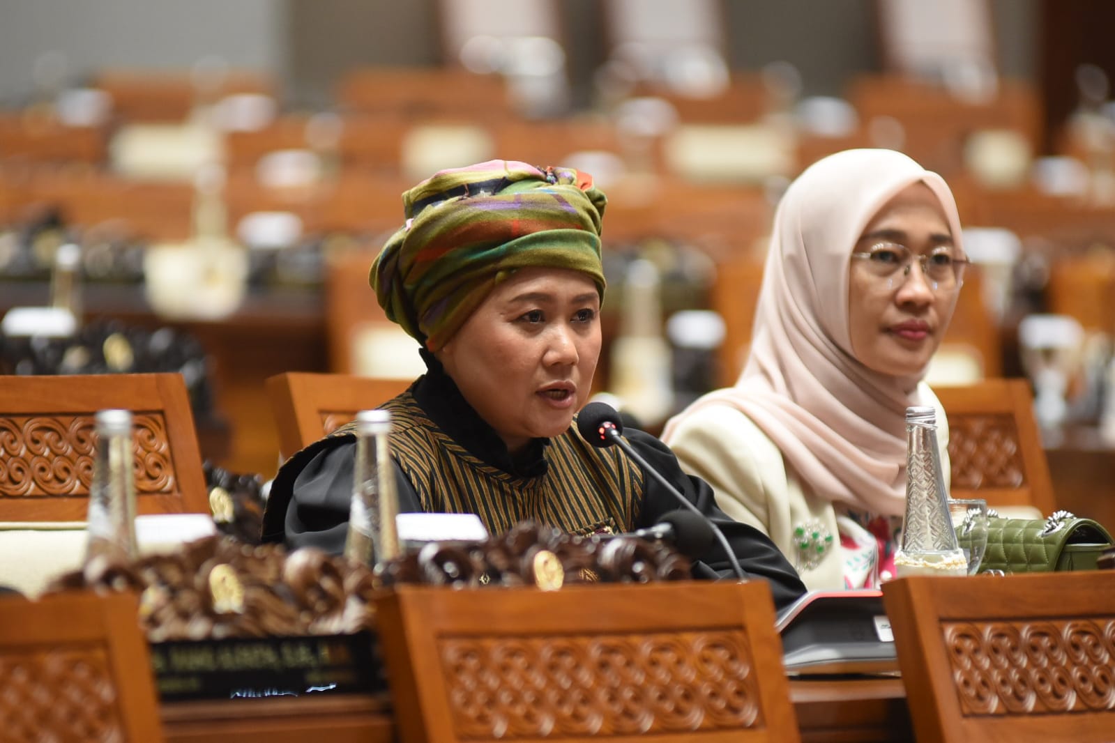 Luluk Nur Hamidah (kiri) di Rapat Paripurna DPR RI. (dok. DPR RI) - Image