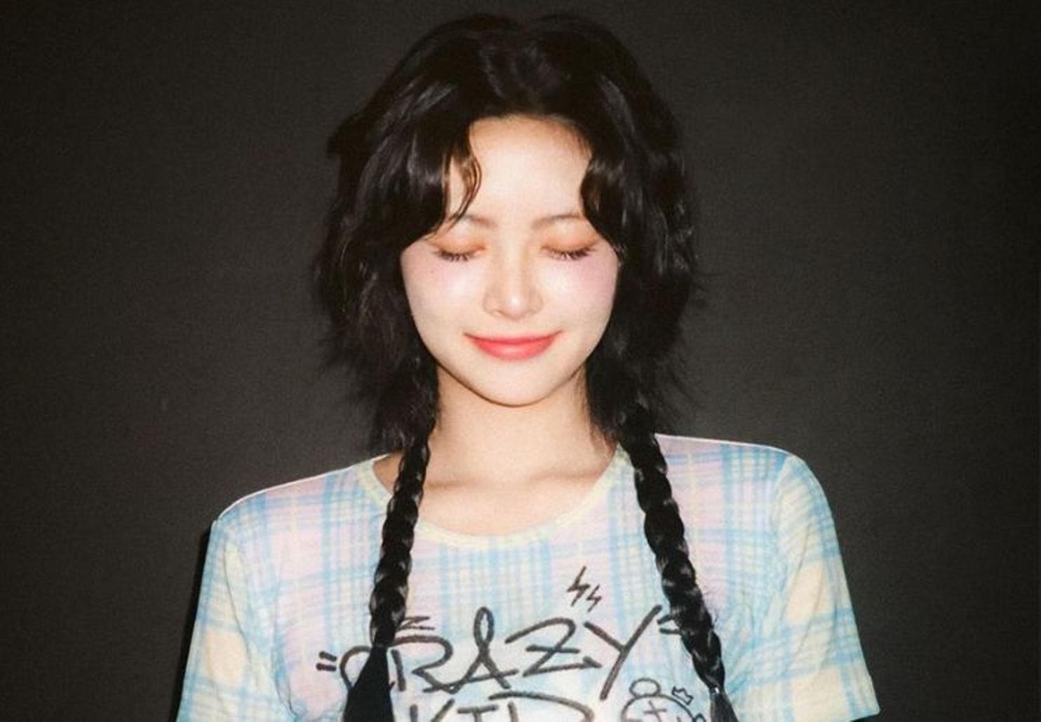 Eunchae LE SSERAFIM. (Instagram @le_sserafim) - Image