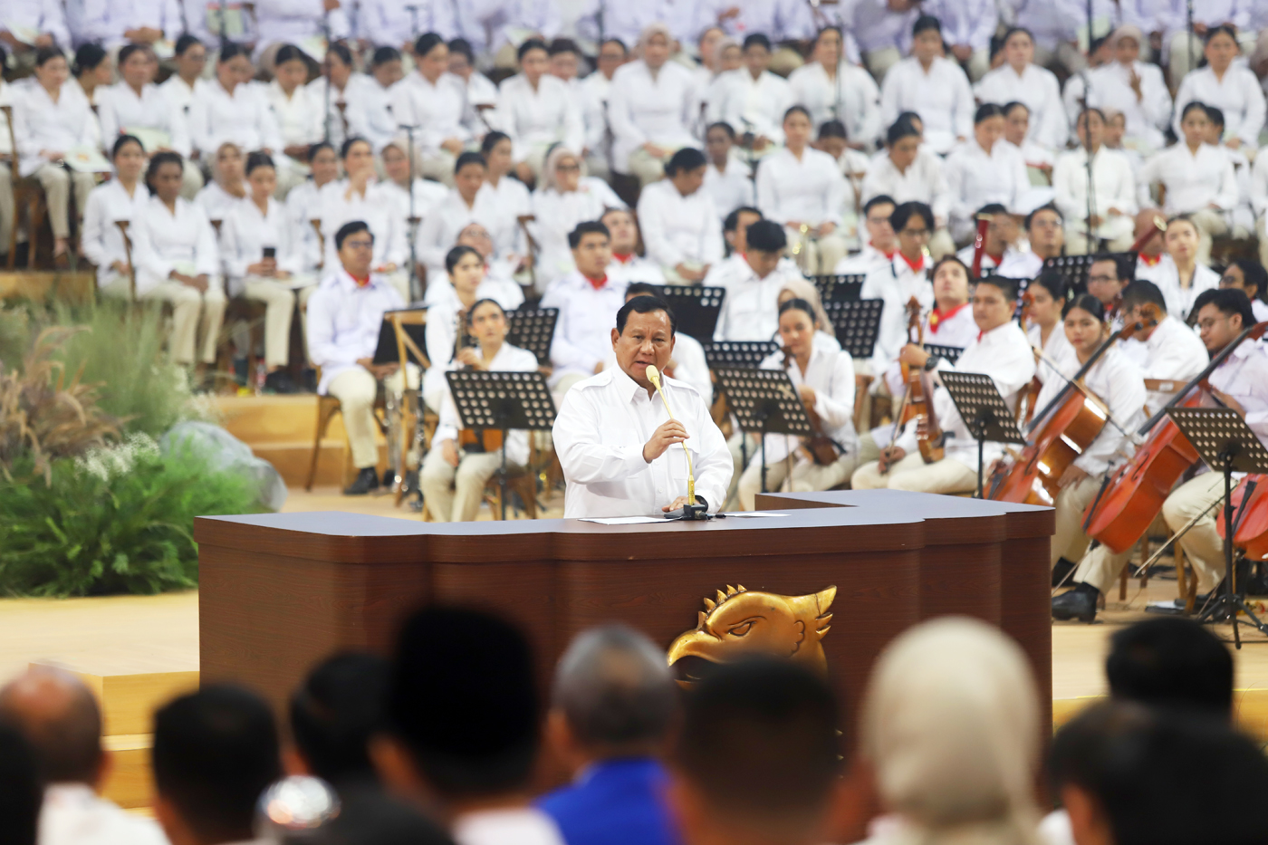 Ketua Umum Partai Gerindra sekaligus presiden terpilih Prabowo Subianto menyampaikan sambutan saat acara Penutupan Rapat Pimpinan Nasional (Rapimnas) Partai Gerindra di Indonesia Arena, GBK, Senayan, Jakarta, Sabtu (31/8/2024). (Dery Ridwansah/ JawaPos.co - Image
