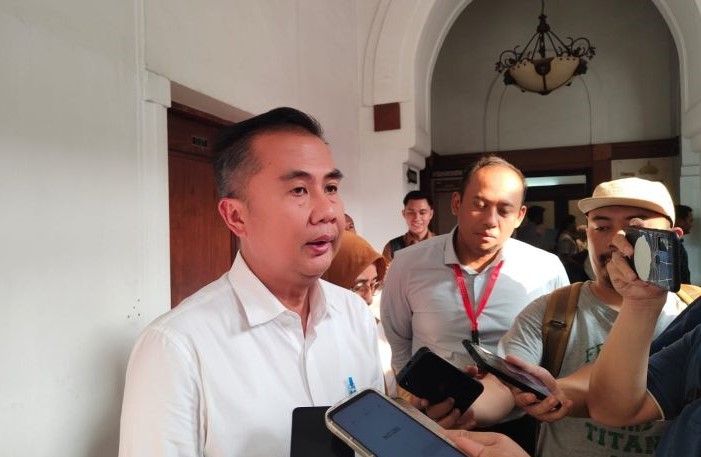 Pj Gubernur Jabar Bey Triadi Machmudin. (Ricky Prayoga/Antara) - Image