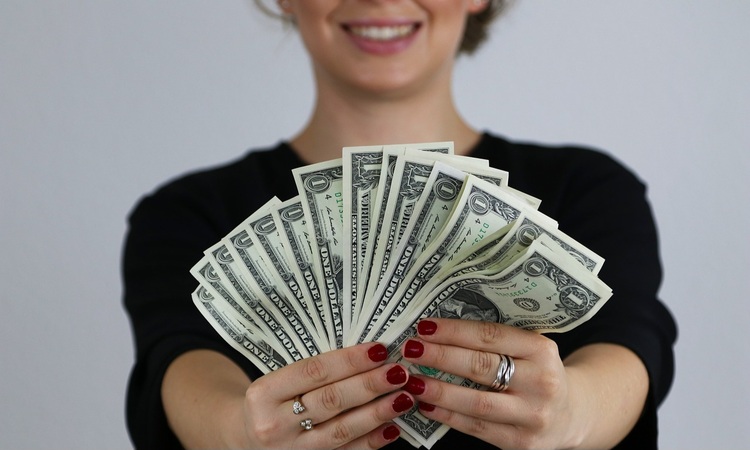 Ingin sukses secara finansial sebagai seorang introvert, ucapkan selamat tinggal pada 9 kebiasaan ini (pixabay) - Image